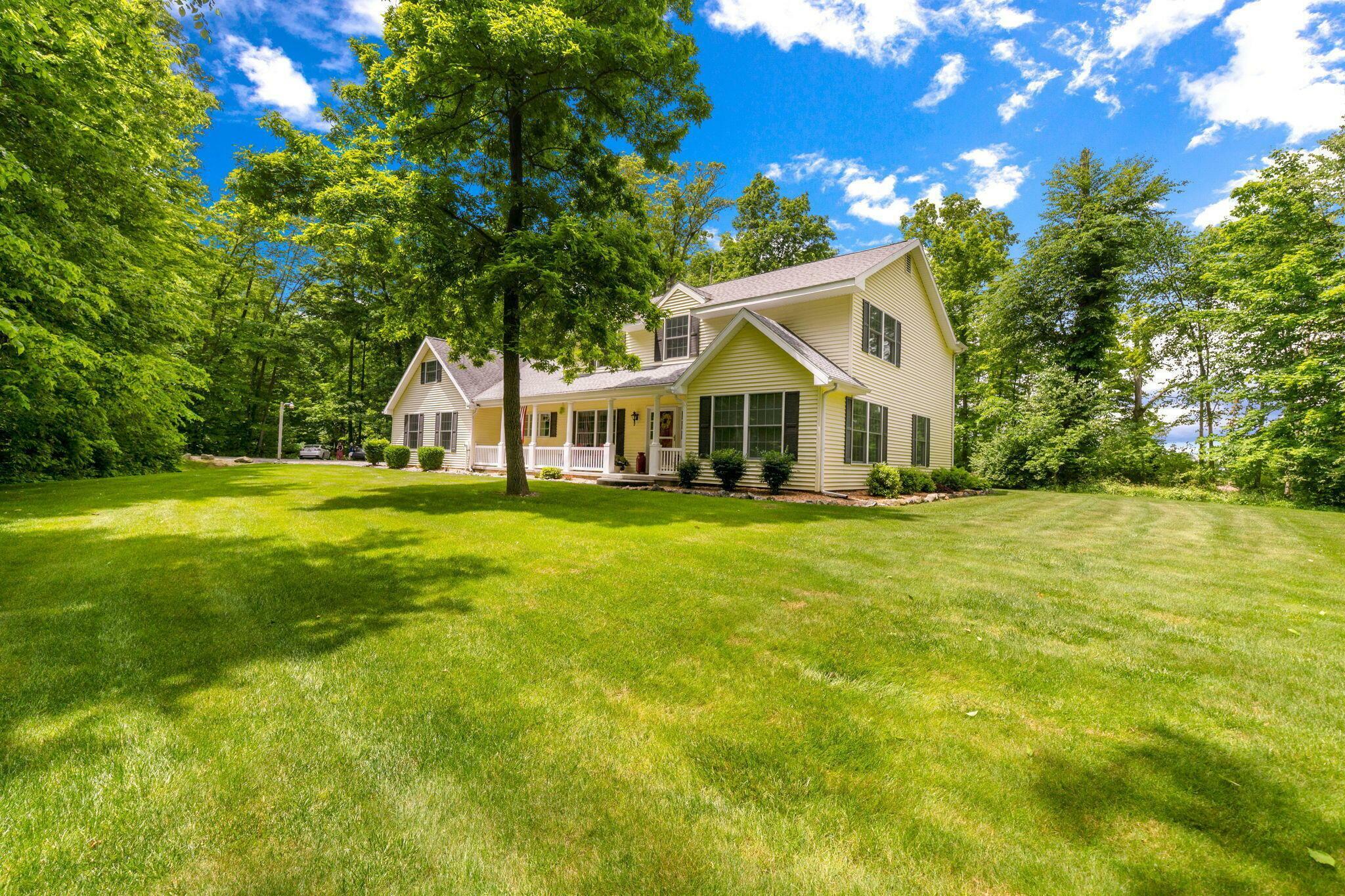 Property Photo:  4563 Donithen Road  OH 43302 