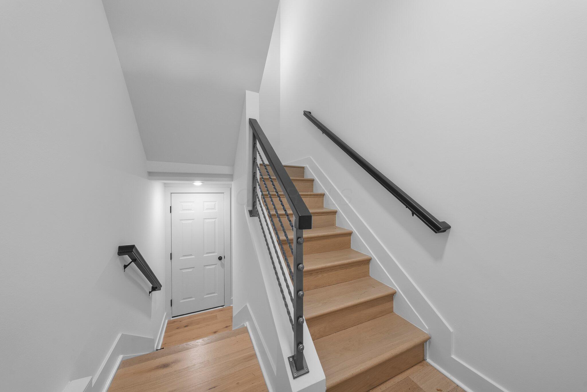 Property Photo: 173 S Front Street OH 43215