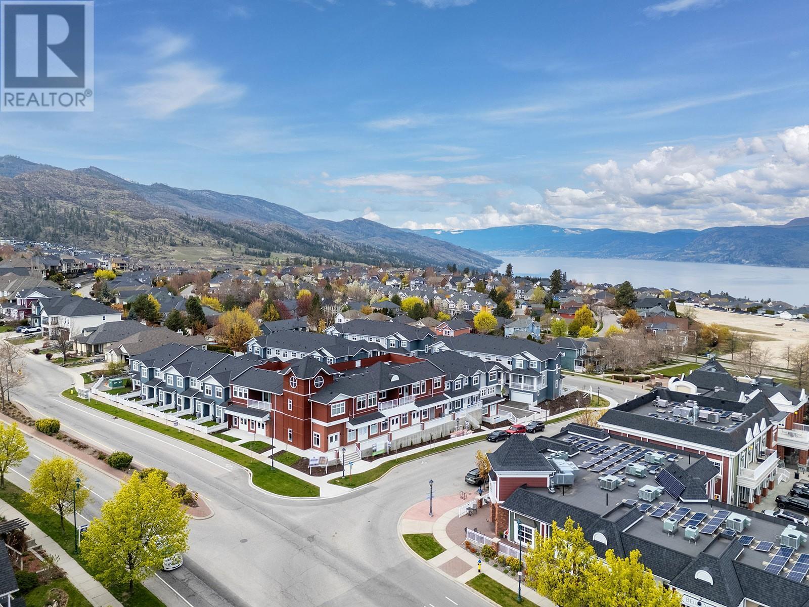 Photo de la propriété: 5300 Main Street 202 BC V1W 0C1