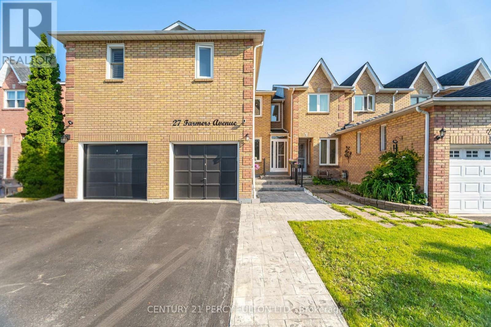 Property Photo: 27 Farmers Avenue ON L1T 3T1