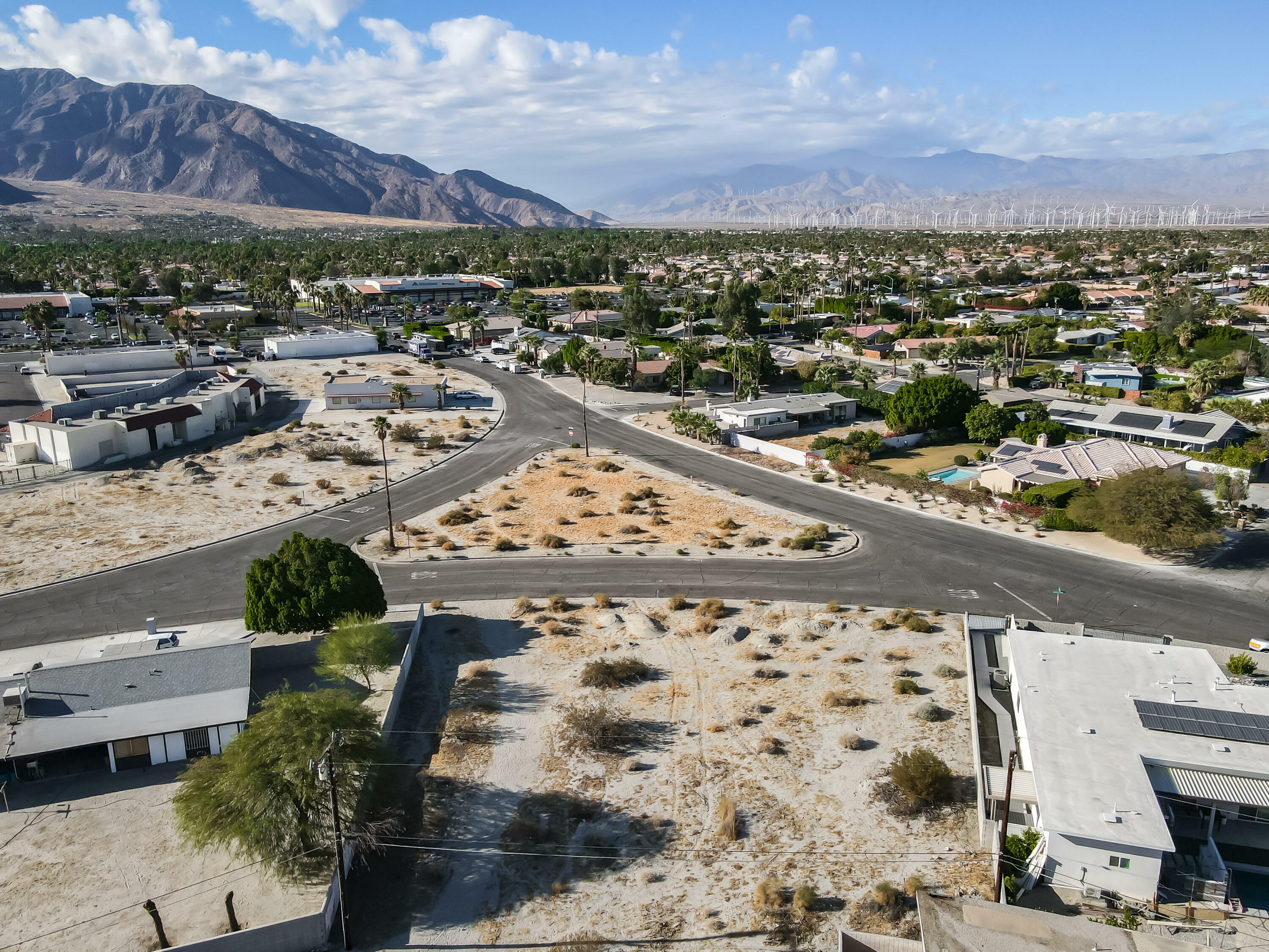 Property Photo: 1880 Carriage Lane CA 92262