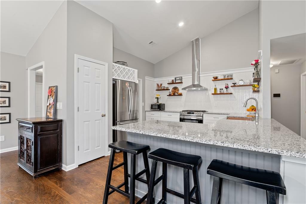 Property Photo: 192 Sandhurst Court GA 30024