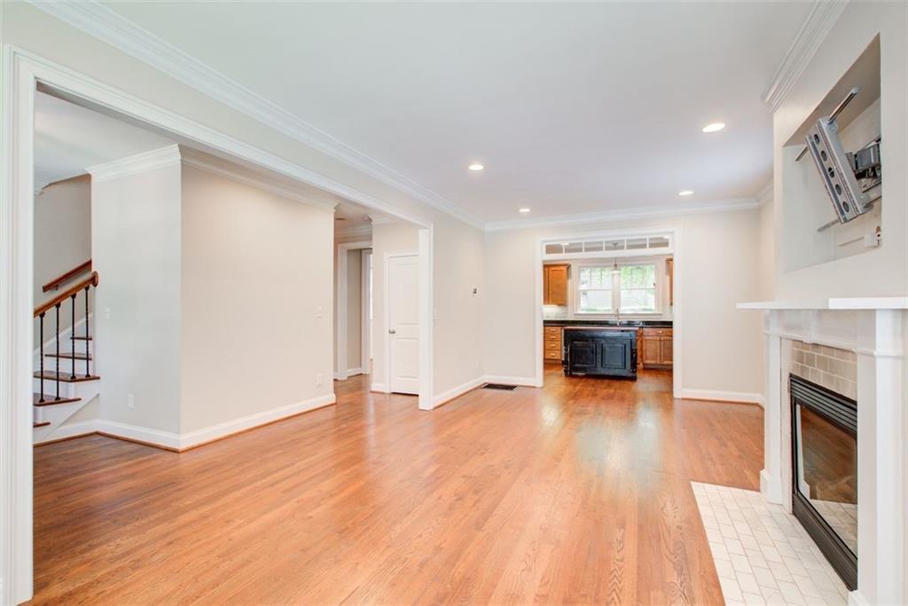 Property Photo: 945 Longley Avenue NW GA 30318