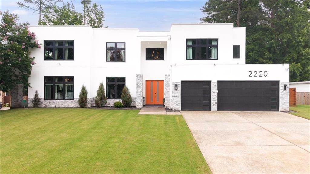 2220 Meadowvale Drive NE  Atlanta GA 30345 photo
