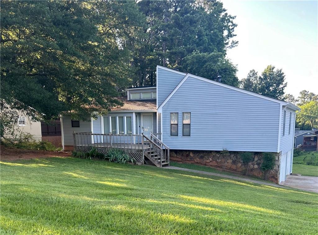 102 Bascomb Drive Drive  Woodstock GA 30189 photo