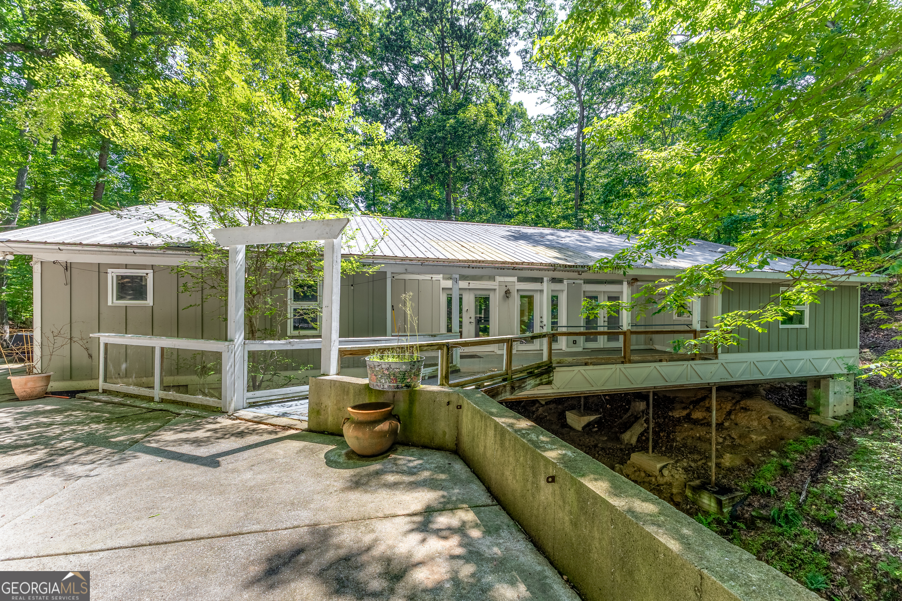6567 Tahiti Way  Flowery Branch GA 30542 photo
