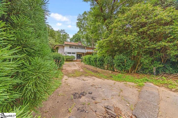 Property Photo:  118 Ridgeland Drive  SC 29601 
