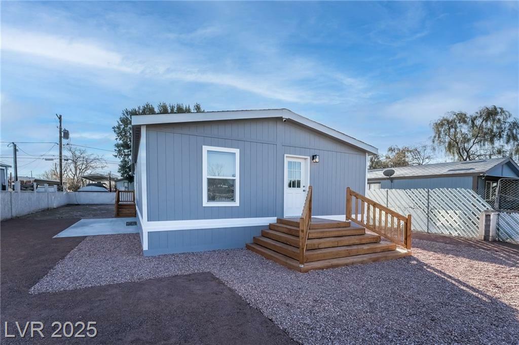 Property Photo: 2228 Rigney Lane NV 89156