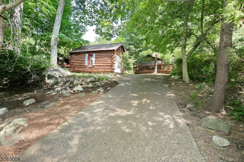 Property Photo: 19 Mohawk Trl NJ 07456