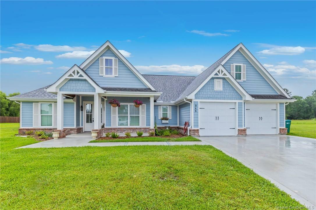 Property Photo:  945 North Lake Court  LA 70611 