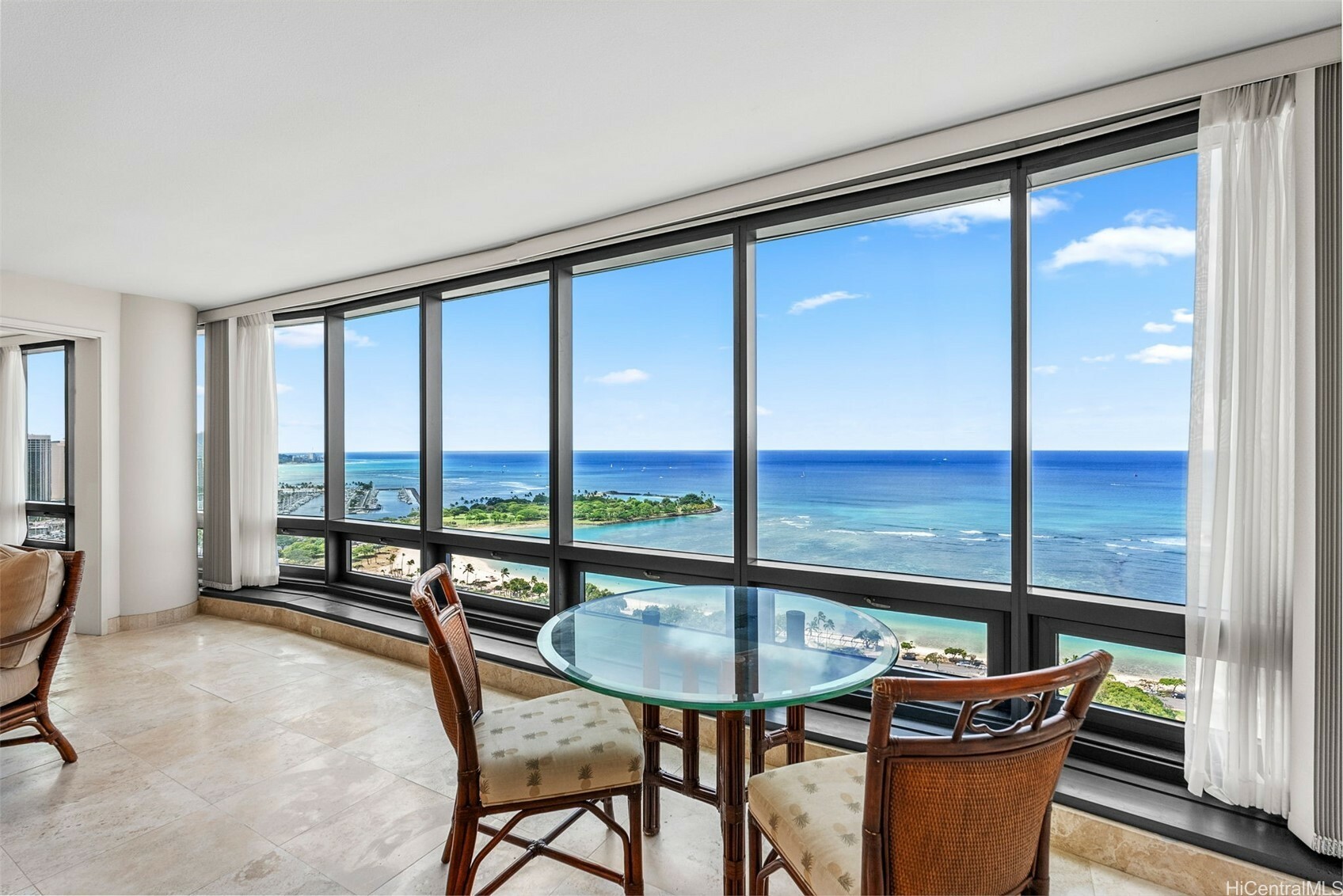 Property Photo: 1330 Ala Moana Boulevard 3204 HI 96814