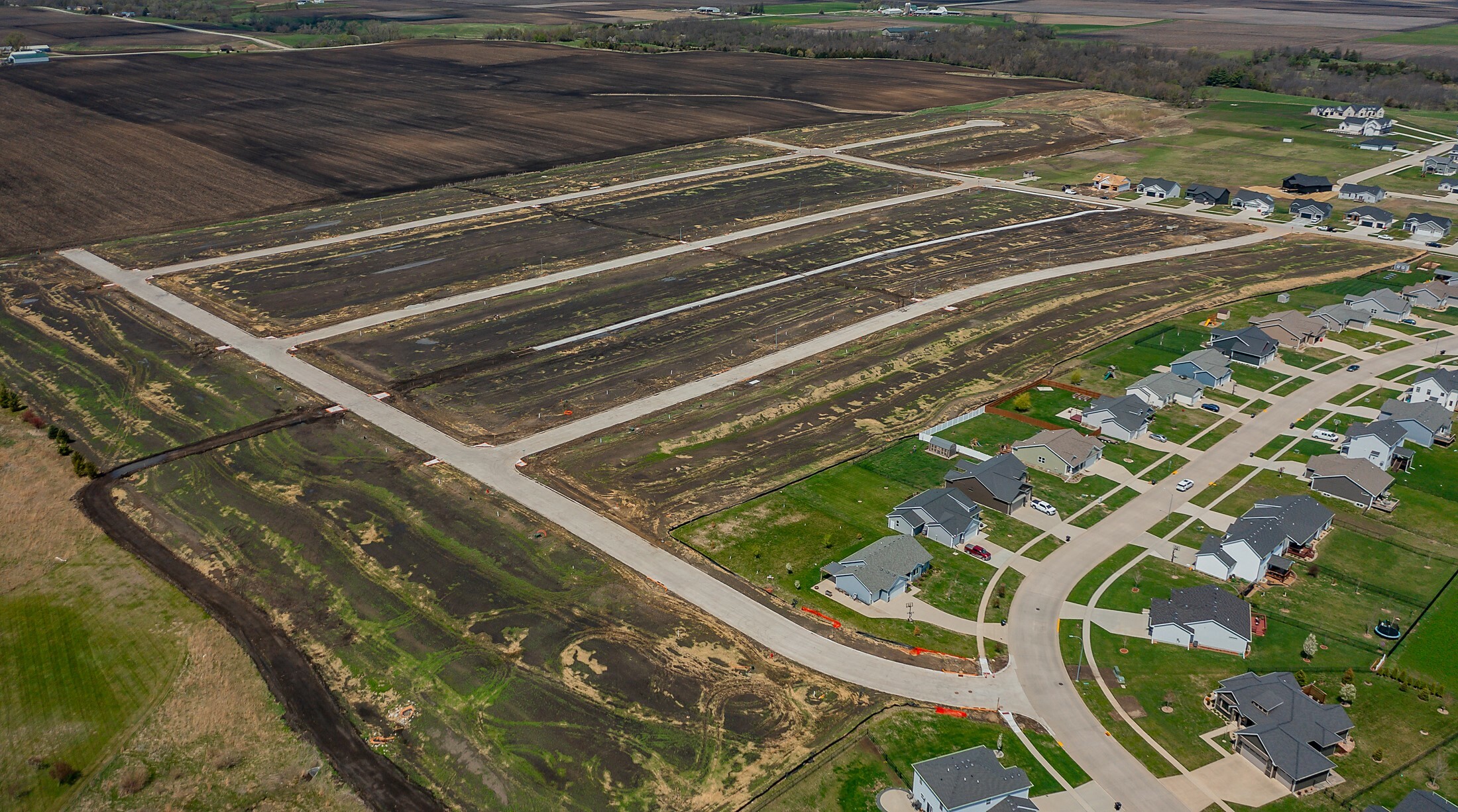 Property Photo:  711 Wildflower Drive  IA 50124 
