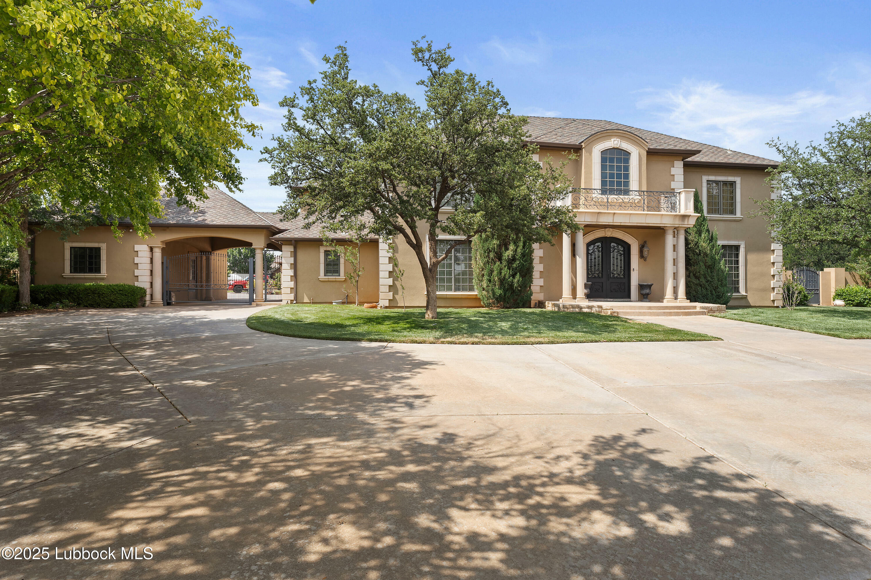 Property Photo: 11001 Richmond Avenue TX 79424