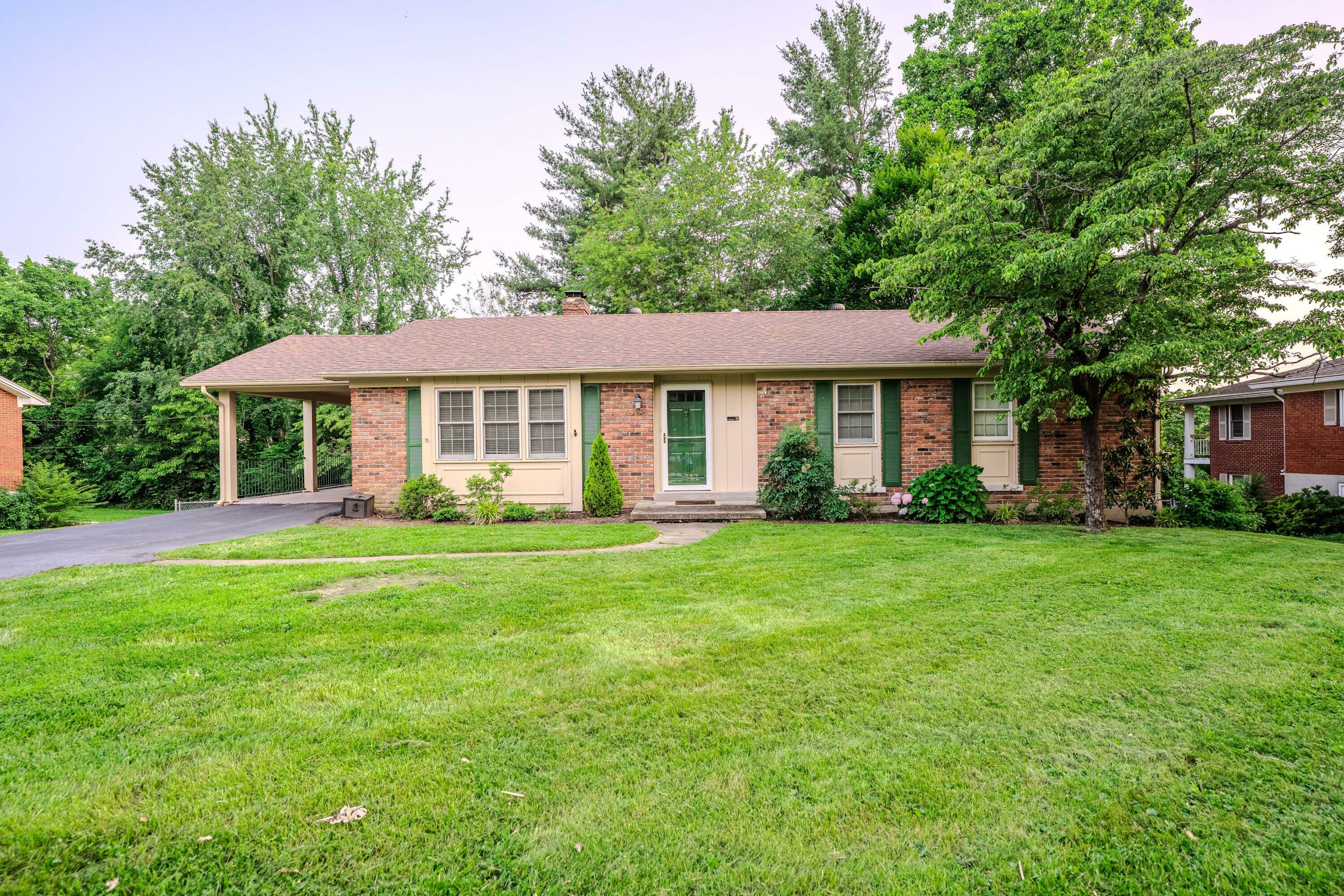 Property Photo: 509 Reed Drive KY 40601