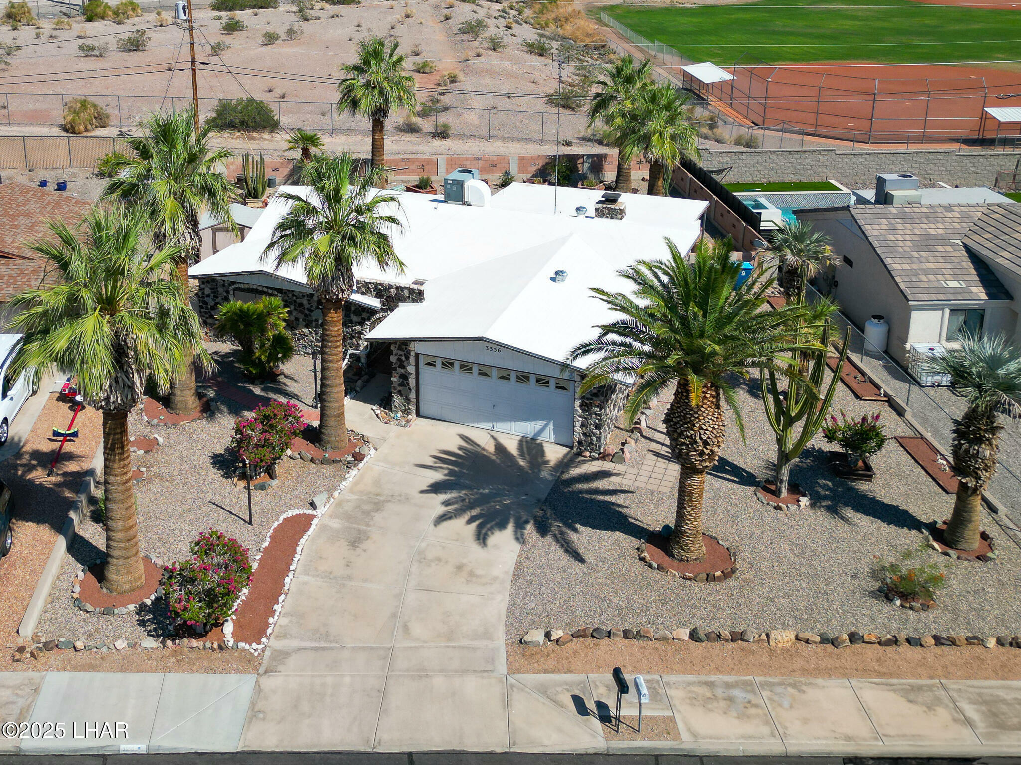 Property Photo: 3556 Red Cloud Dr AZ 86406