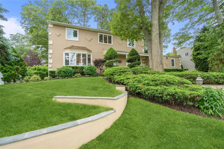 Property Photo:  30 Frankie Lane  NY 11804 