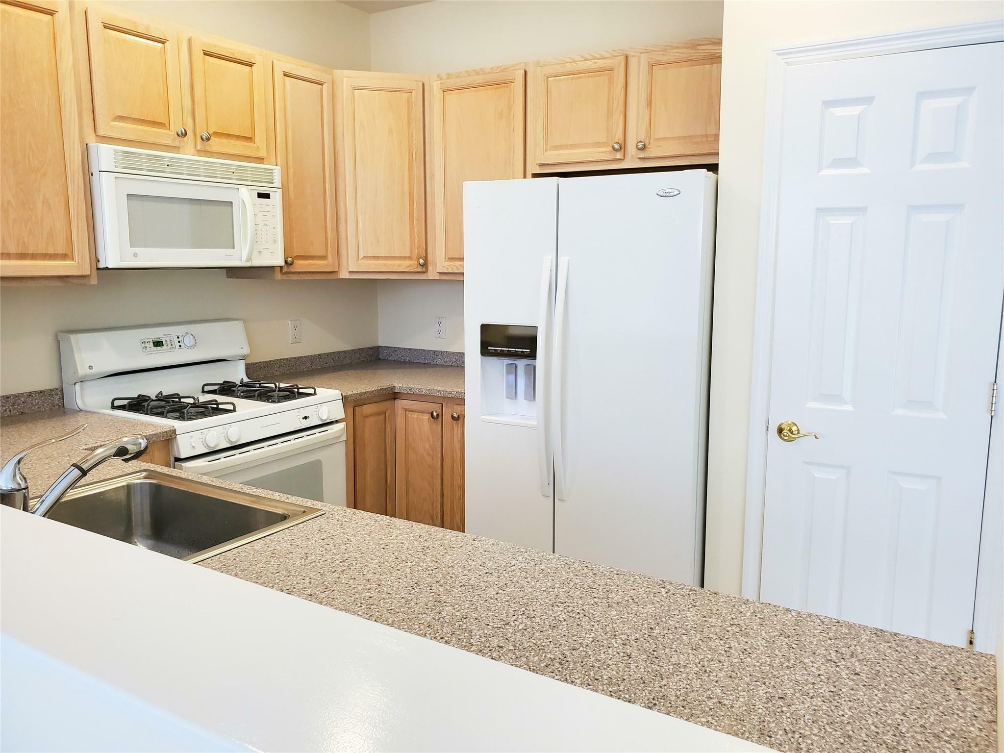 Property Photo: 1408 Half Moon Bay Drive NY 10520