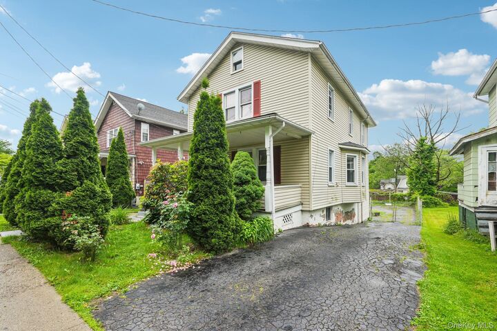 Property Photo:  334 Union Avenue  NY 10566