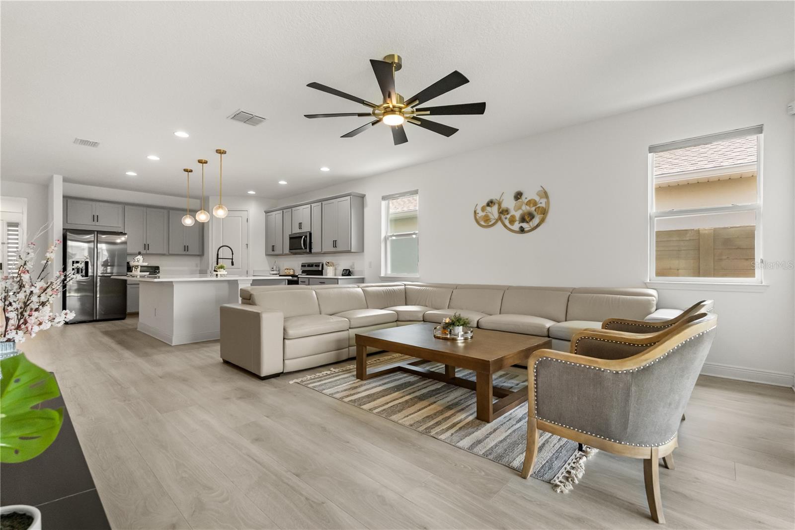 Property Photo: 19267 Allium Place FL 32827