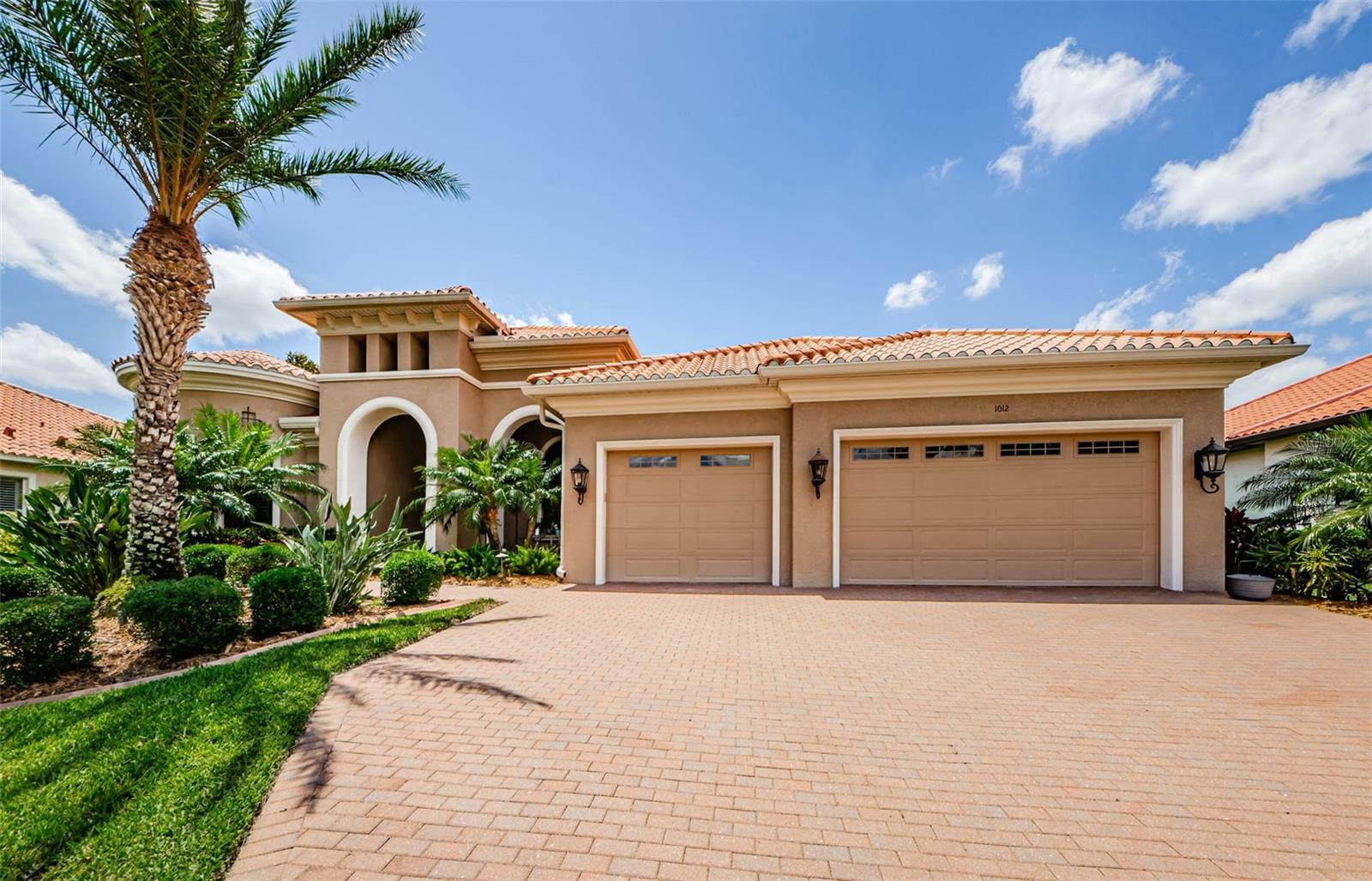 Property Photo: 1012 Tuscany Drive FL 34655