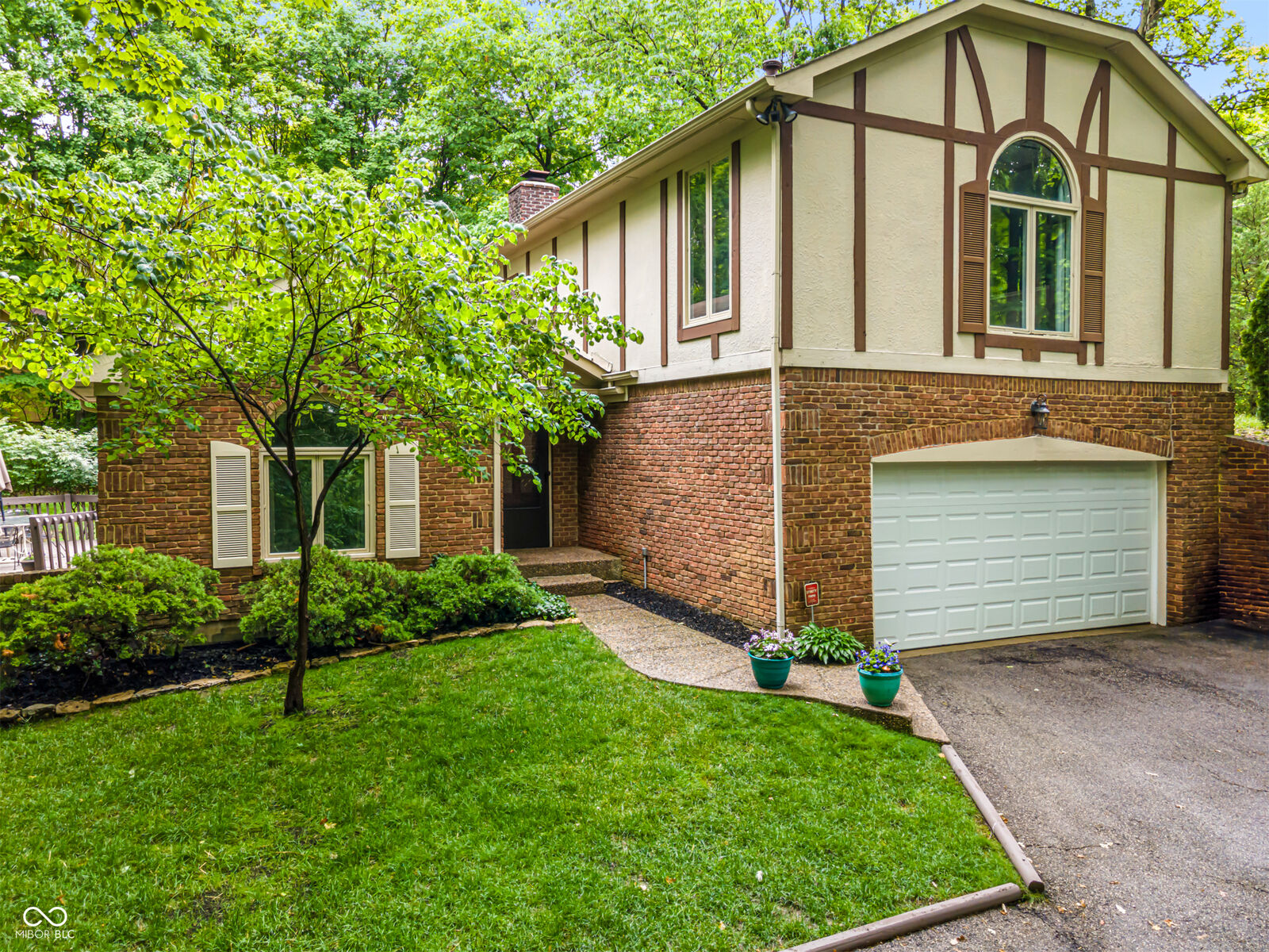 Property Photo: 8310 Fall Creek Road IN 46256