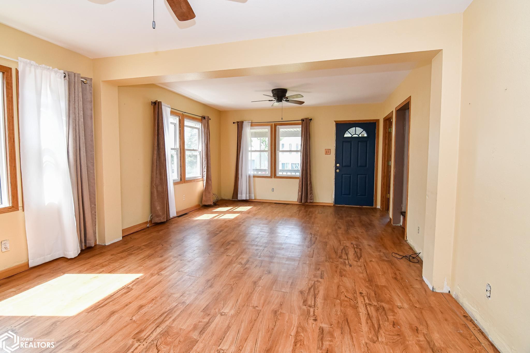Property Photo: 1107 May Street IA 50158