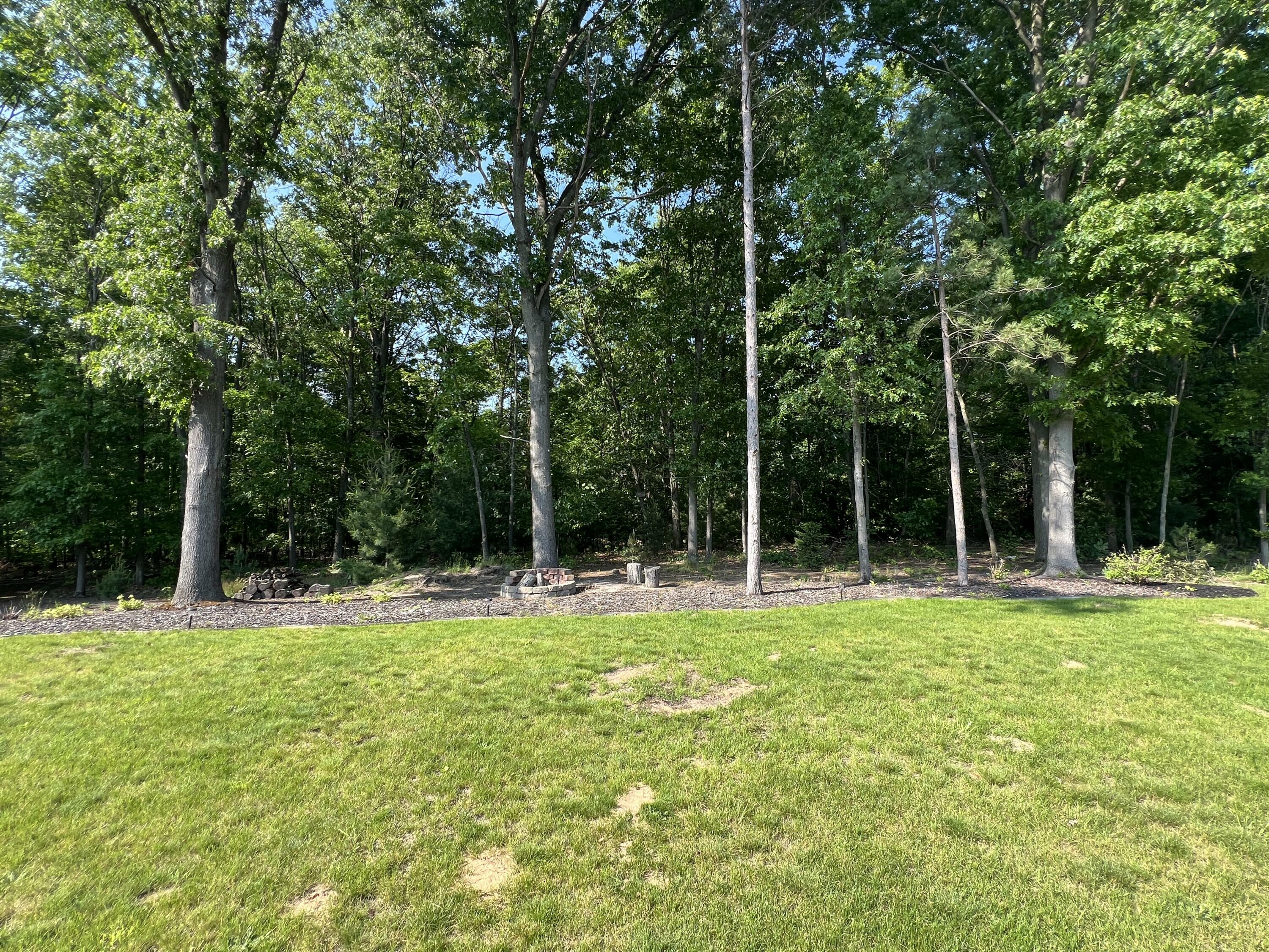 Property Photo:  2650 Eagle Ridge  MI 49444 