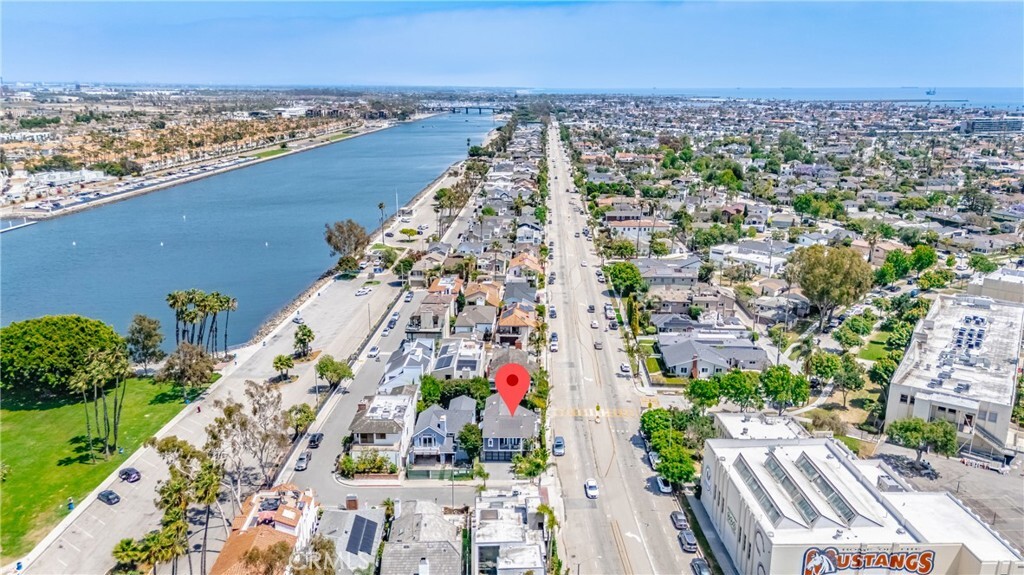 Property Photo: 370 Bayside Drive N CA 90803