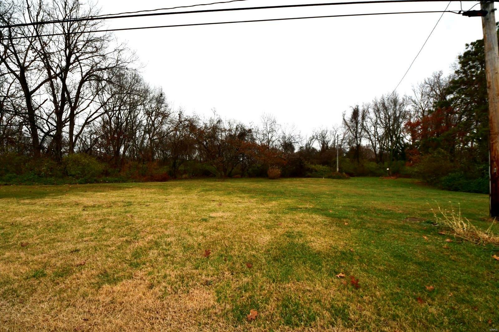 Property Photo: 4520 S State Route 159 IL 62034