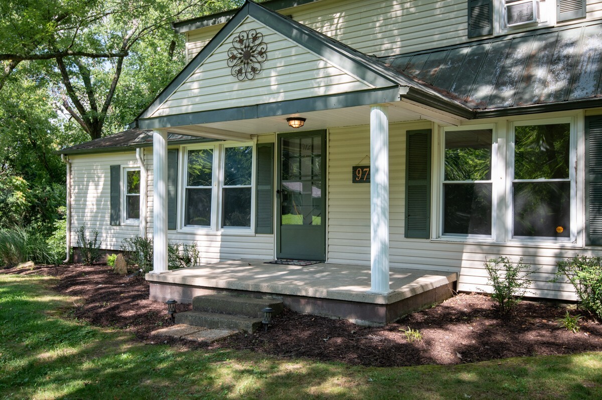 Property Photo:  972 Weeping Willow Rd  TN 37075 