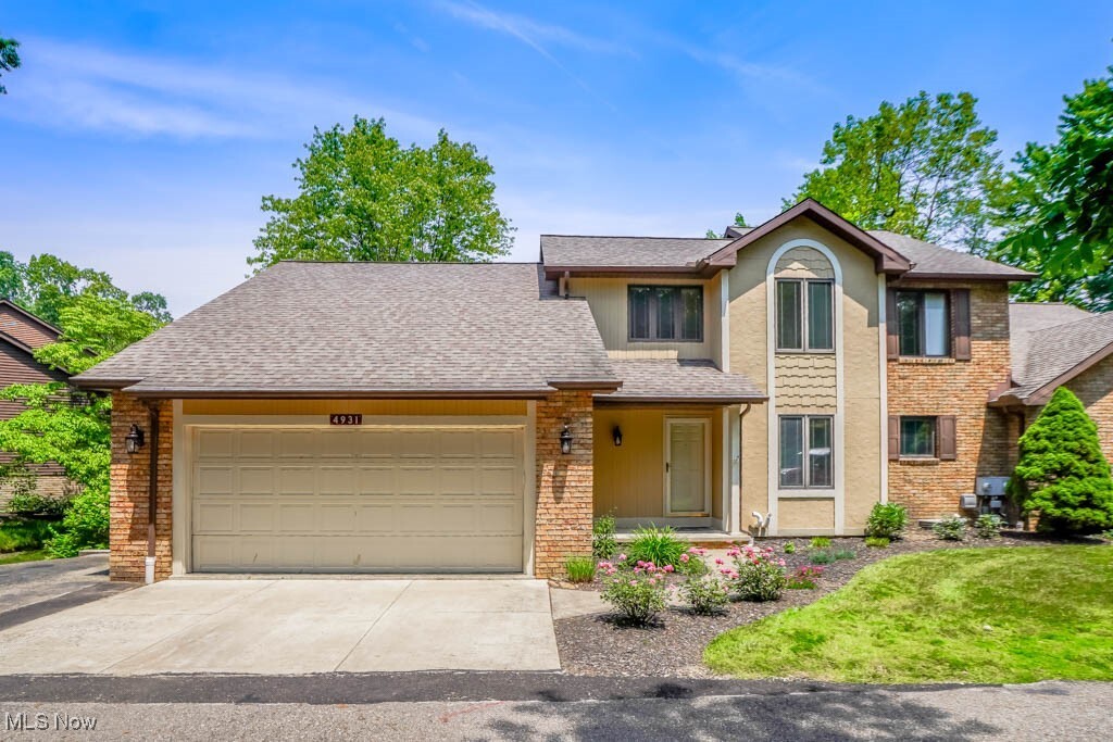 Property Photo: 4931 Searls Drive NW OH 44720
