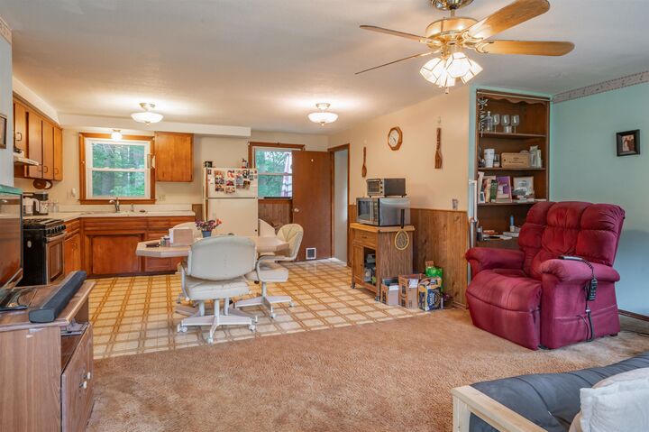 Property Photo: 7 Fairway Drive NH 03054
