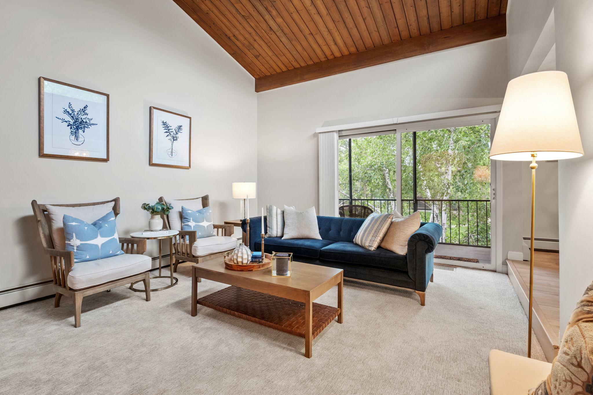 Property Photo: 6105 Lincoln Drive 333 MN 55436