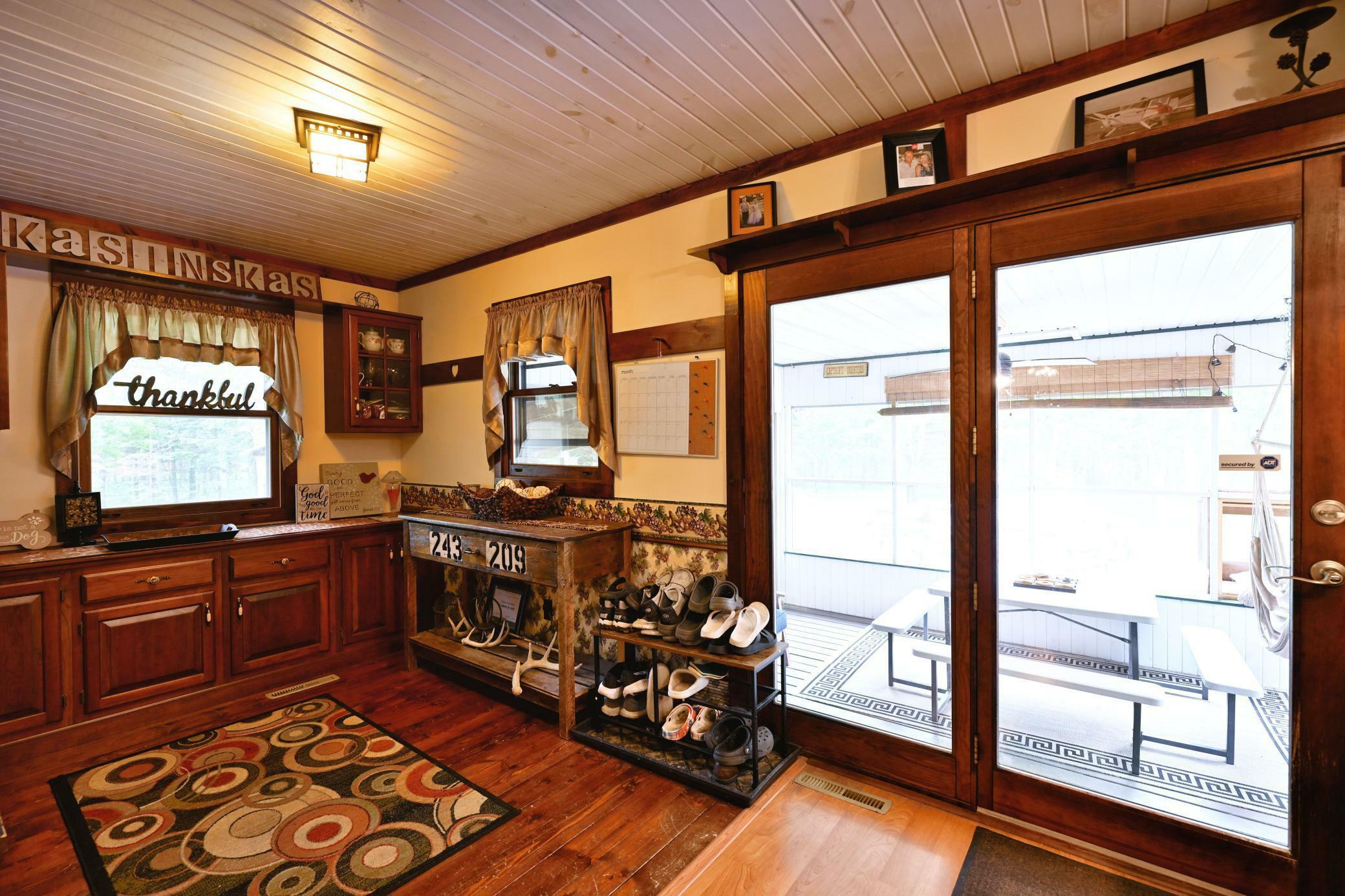 Property Photo: 14102 S Eau Claire Acres Circle WI 54838