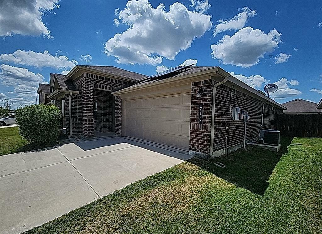 Property Photo:  740 Breckenridge Park Drive  TX 76009 