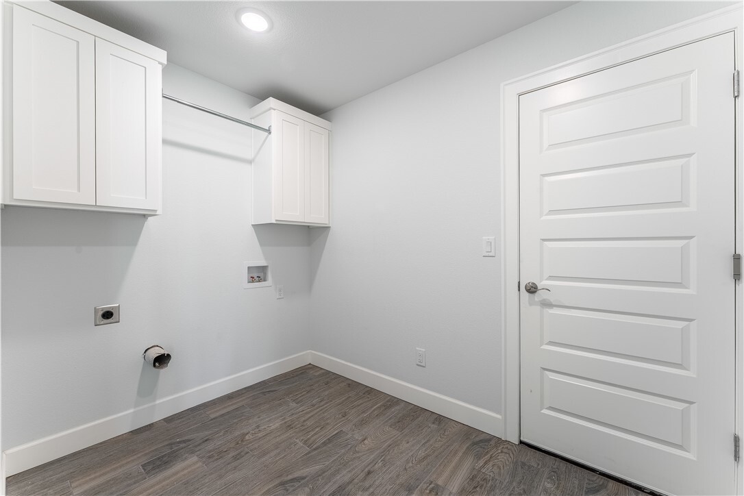 Property Photo: 1000 Autumn Royal Avenue AR 72745