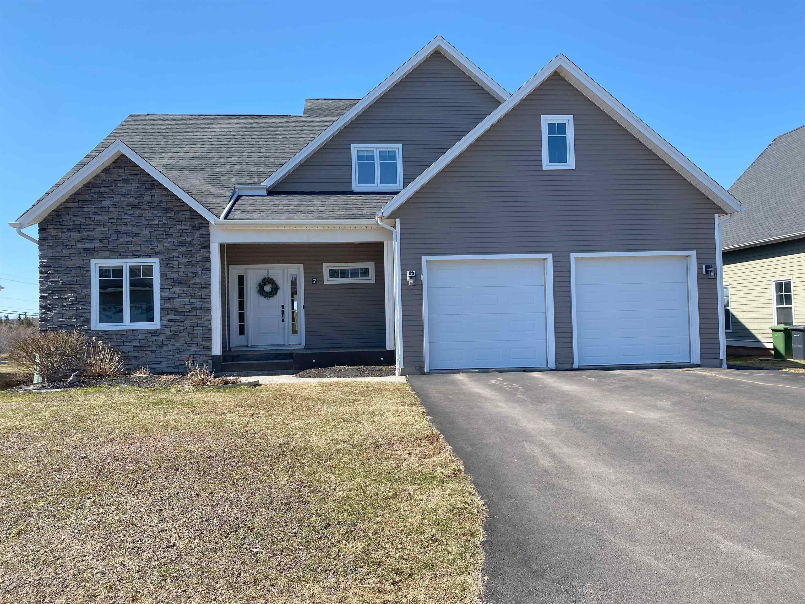 7 Nanak Avenue  Charlottetown PE C1E 0G3 photo