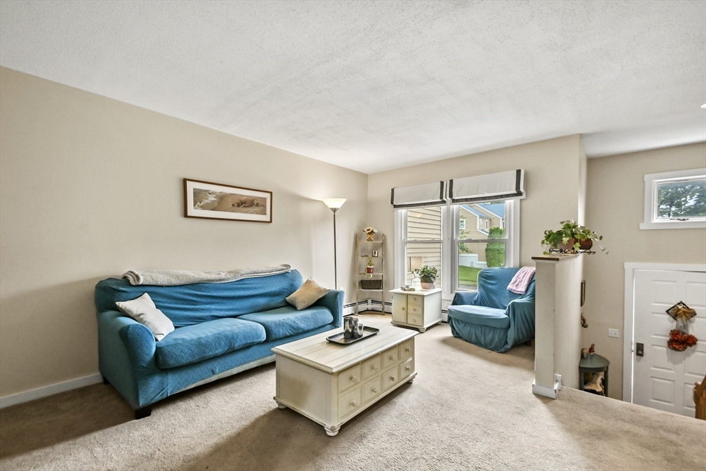 Property Photo: 64 Camelot Drive 64 MA 01602
