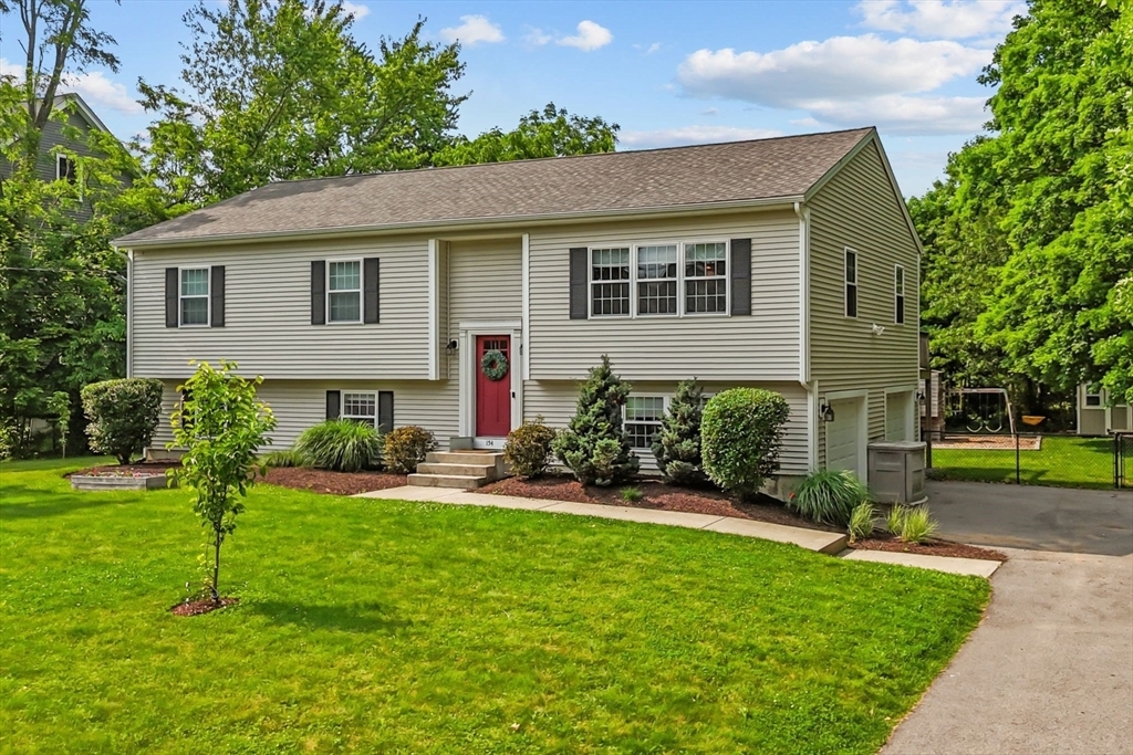 154 Oak Hill Ave  Seekonk MA 02771 photo