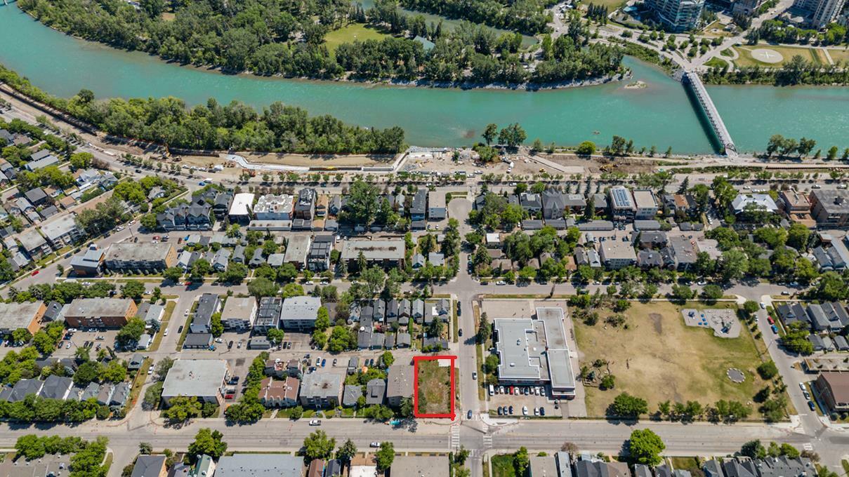 737 2 Avenue NW  Calgary AB T2N 0E4 photo
