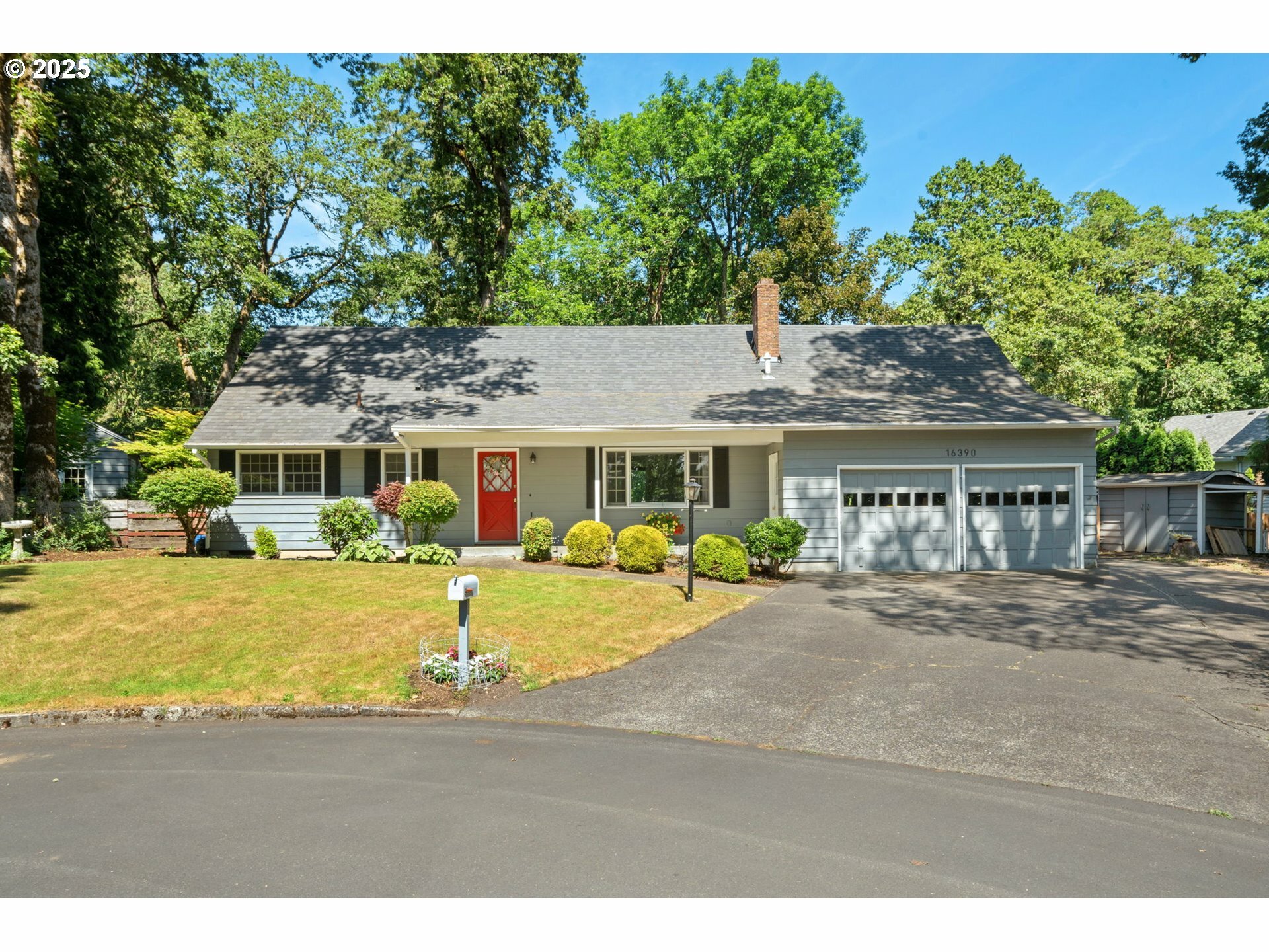16390 SE Hillside Ln  Milwaukie OR 97267 photo