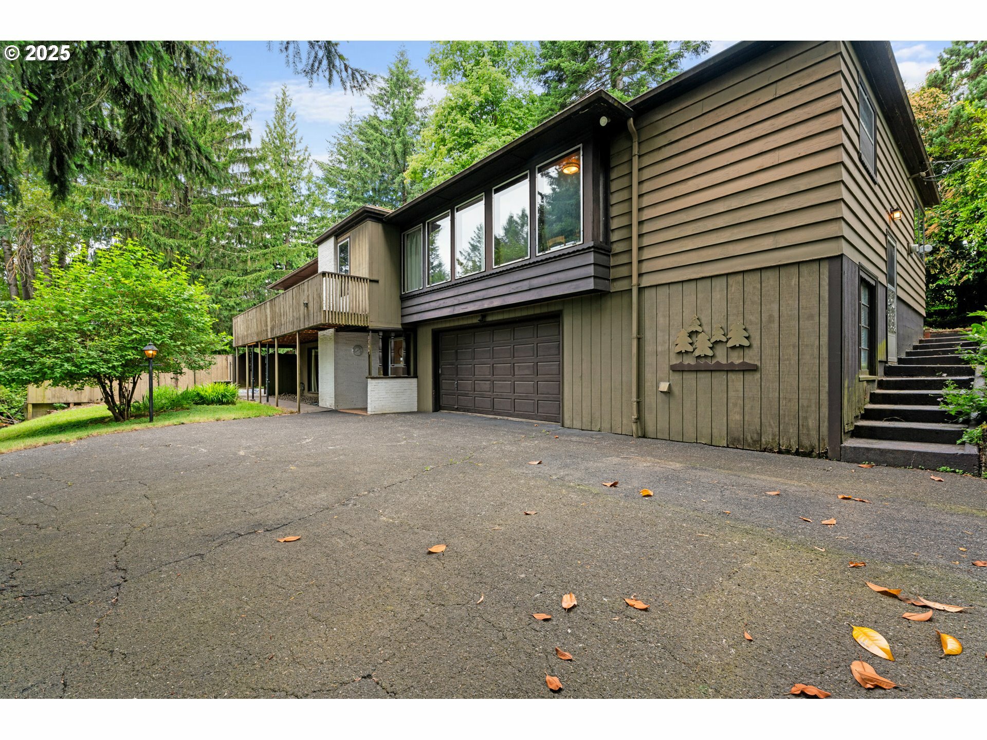 Property Photo: 6455 SW Scholls Ferry Rd OR 97223