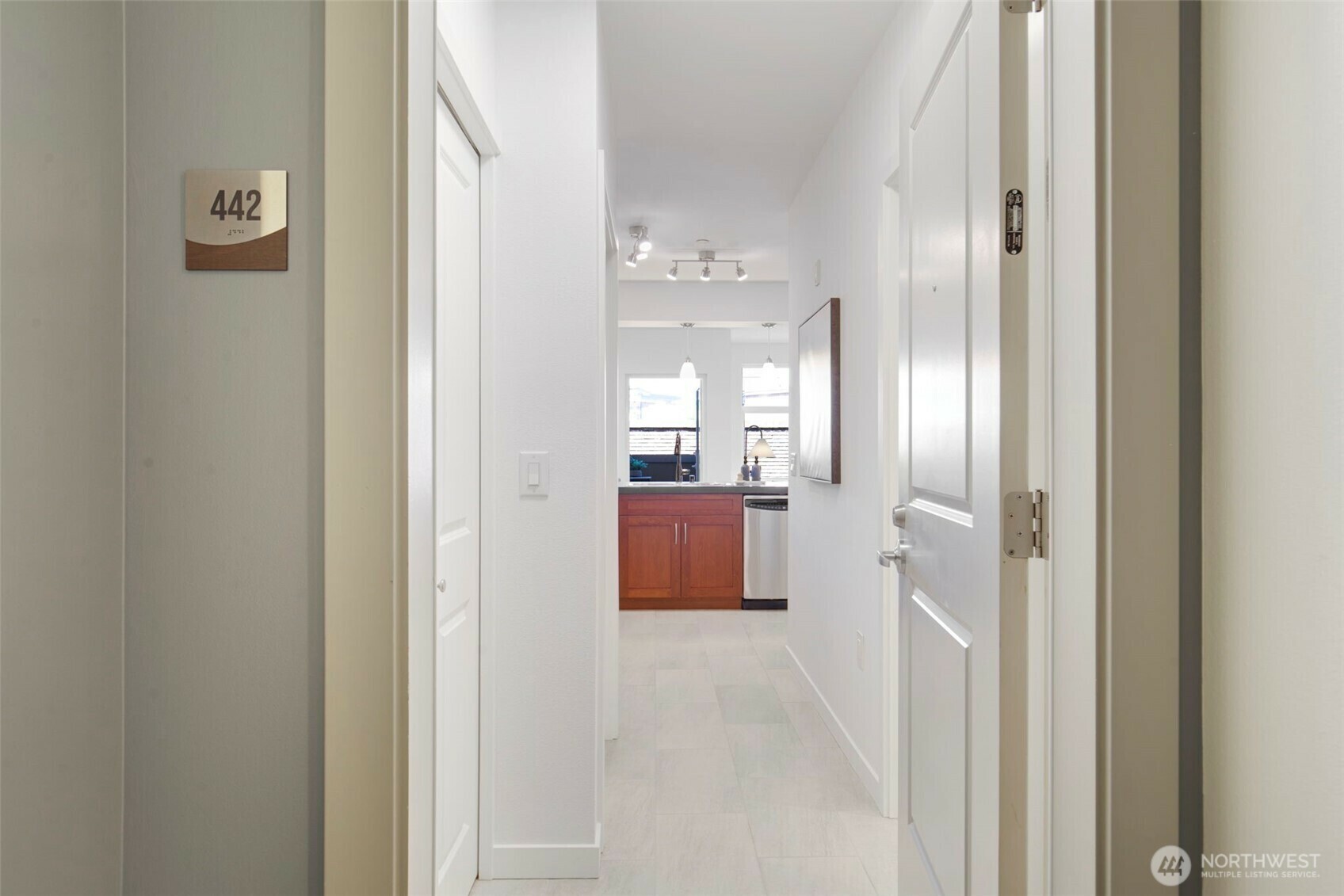 Property Photo: 5450 Leary Avenue NW 442 WA 98107