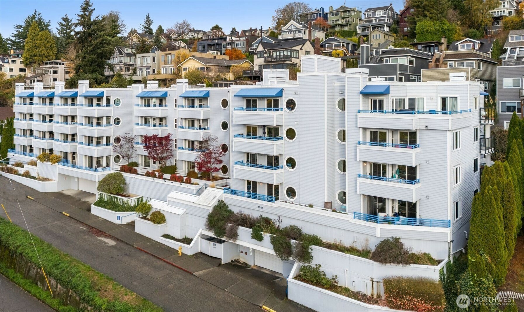 Property Photo: 2244 13th Avenue W 106 WA 98119