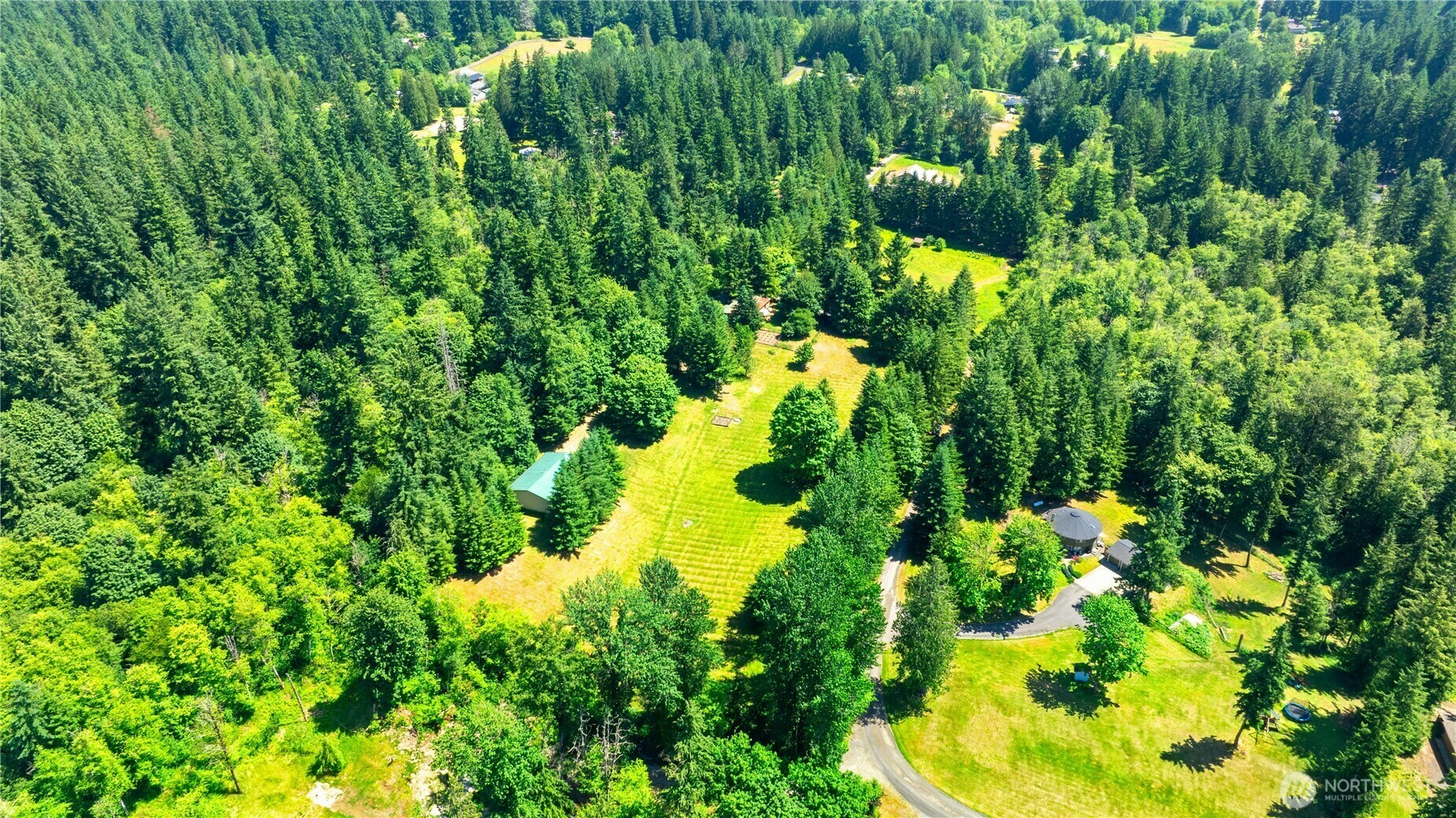 Property Photo: 20005 232nd Avenue SE WA 98038