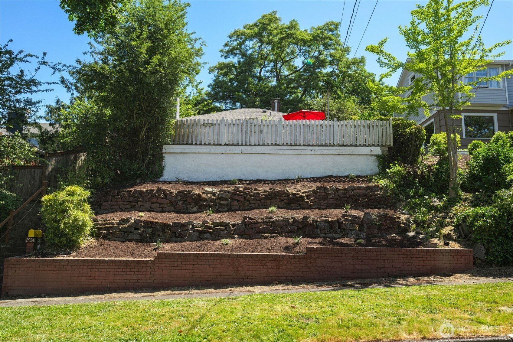 Property Photo: 1524 30th Avenue WA 98122