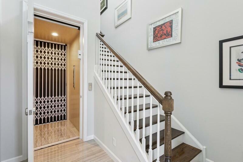 Property Photo: 242 Tresana Boulevard 70 FL 33478