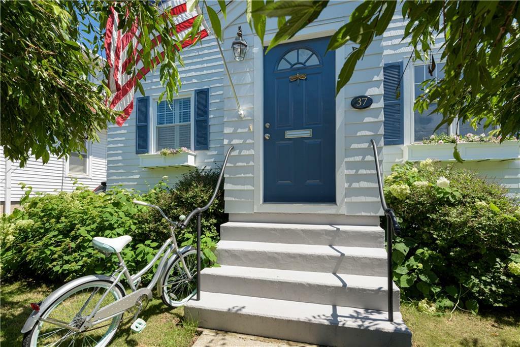 37 Almy Street  Newport RI 02840 photo