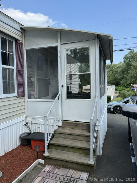 Property Photo: 325 Kelly Road Trlr M28 CT 06066