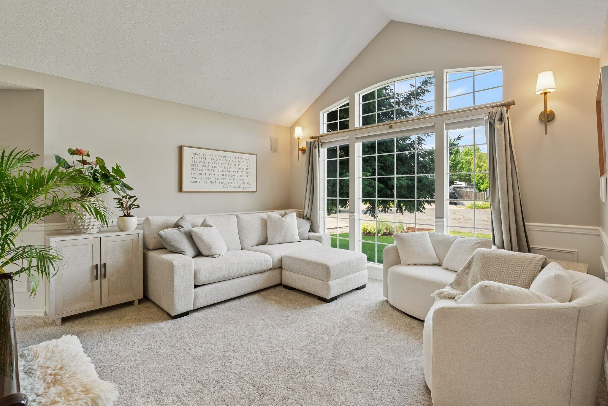 Property Photo: 15718 E 21st Ct WA 99037